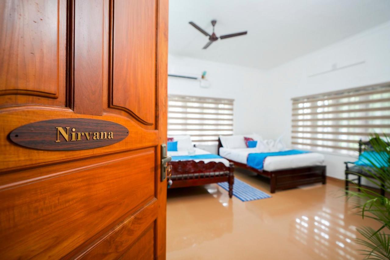 Parudeesa - Heavenly- Luxurious Palace Look-Near Cbd - Kerala - India With Breakfast Kaladi Номер фото