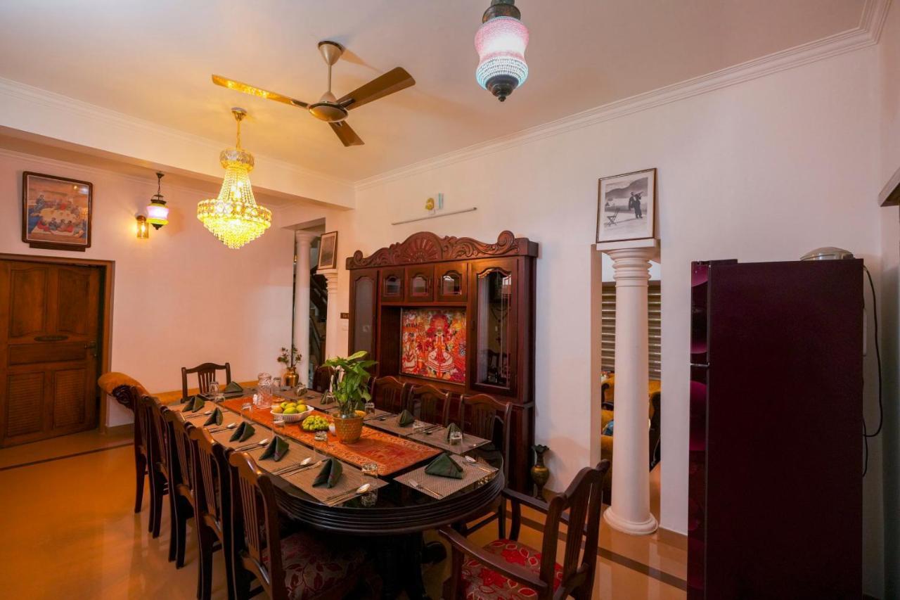 Parudeesa - Heavenly- Luxurious Palace Look-Near Cbd - Kerala - India With Breakfast Kaladi Екстер'єр фото